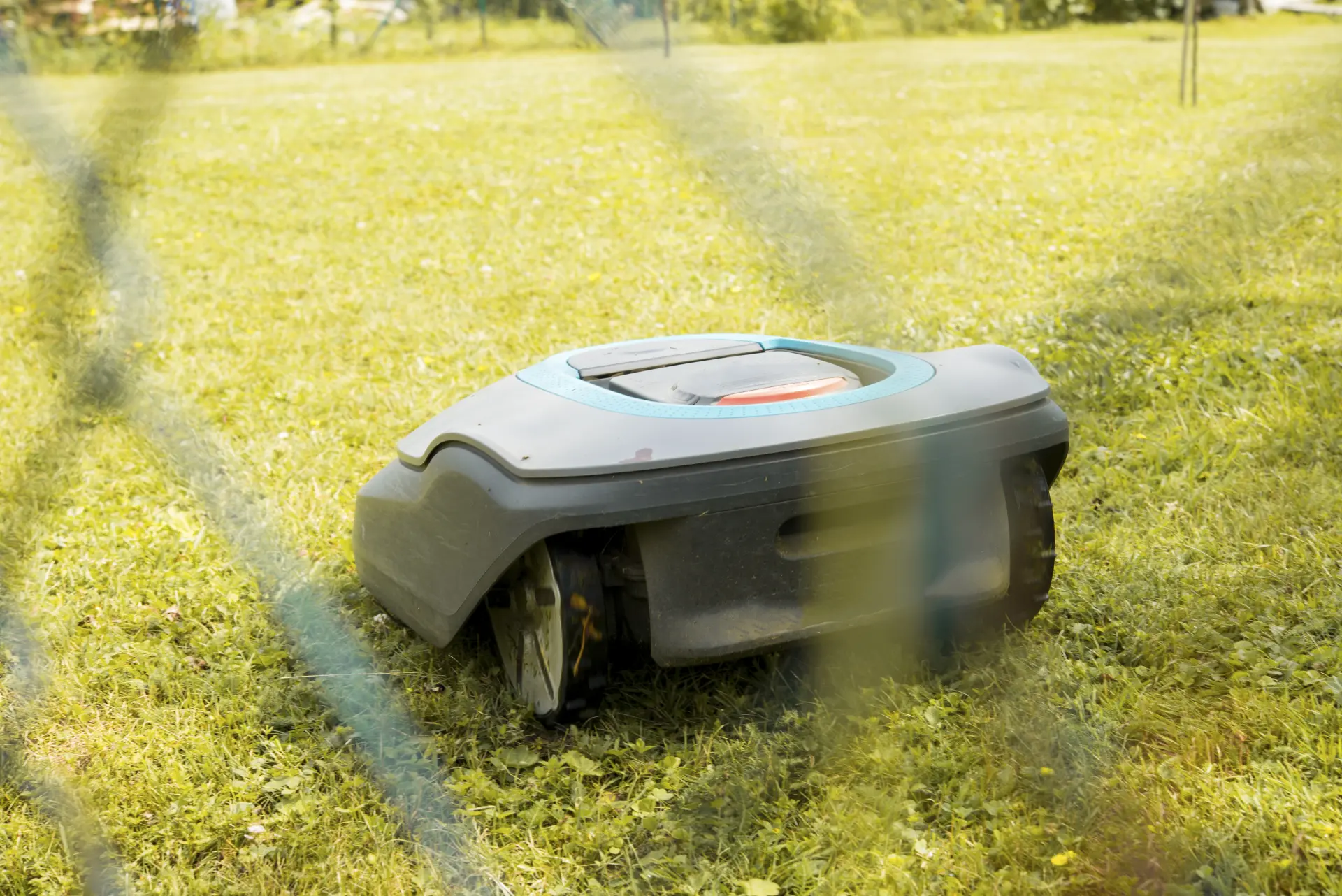 Robot Lawnmowers Northampton and Northamptonshire