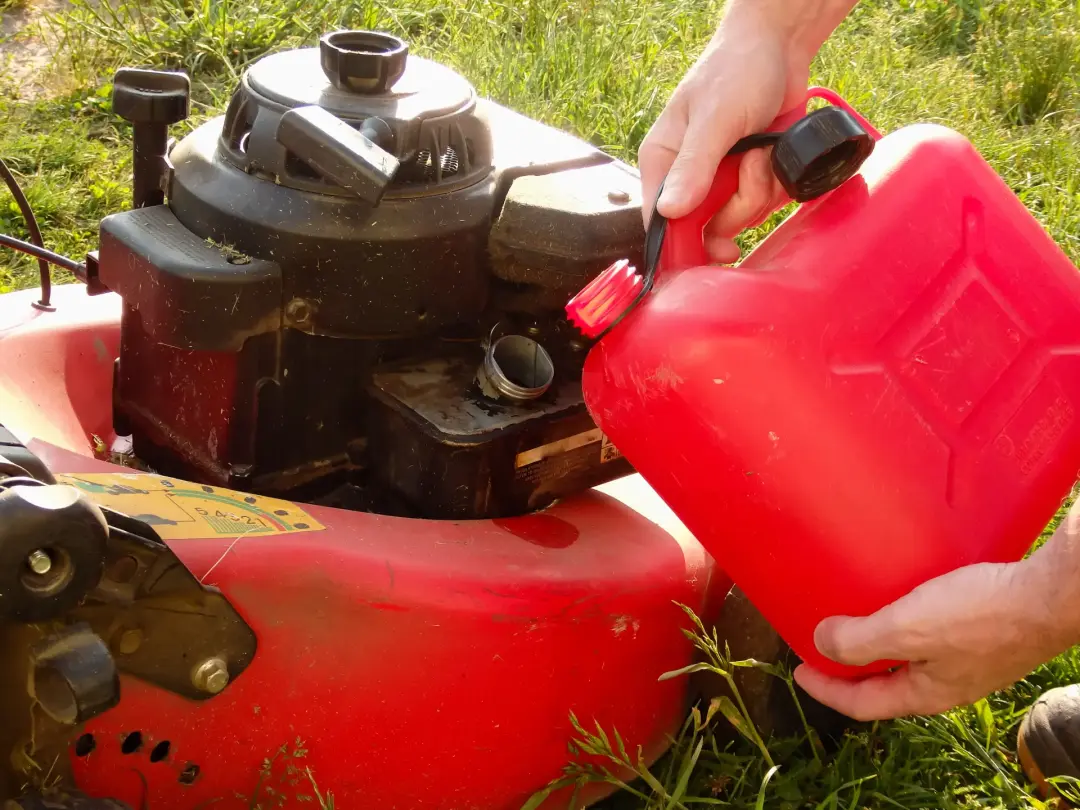 Top Tips to Keep Your Lawnmower Running Smoothly
