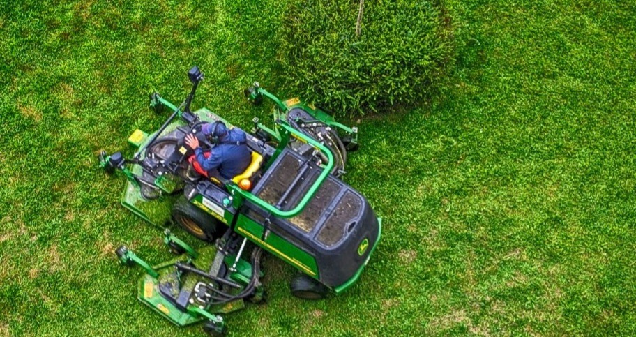 riding-mower-two