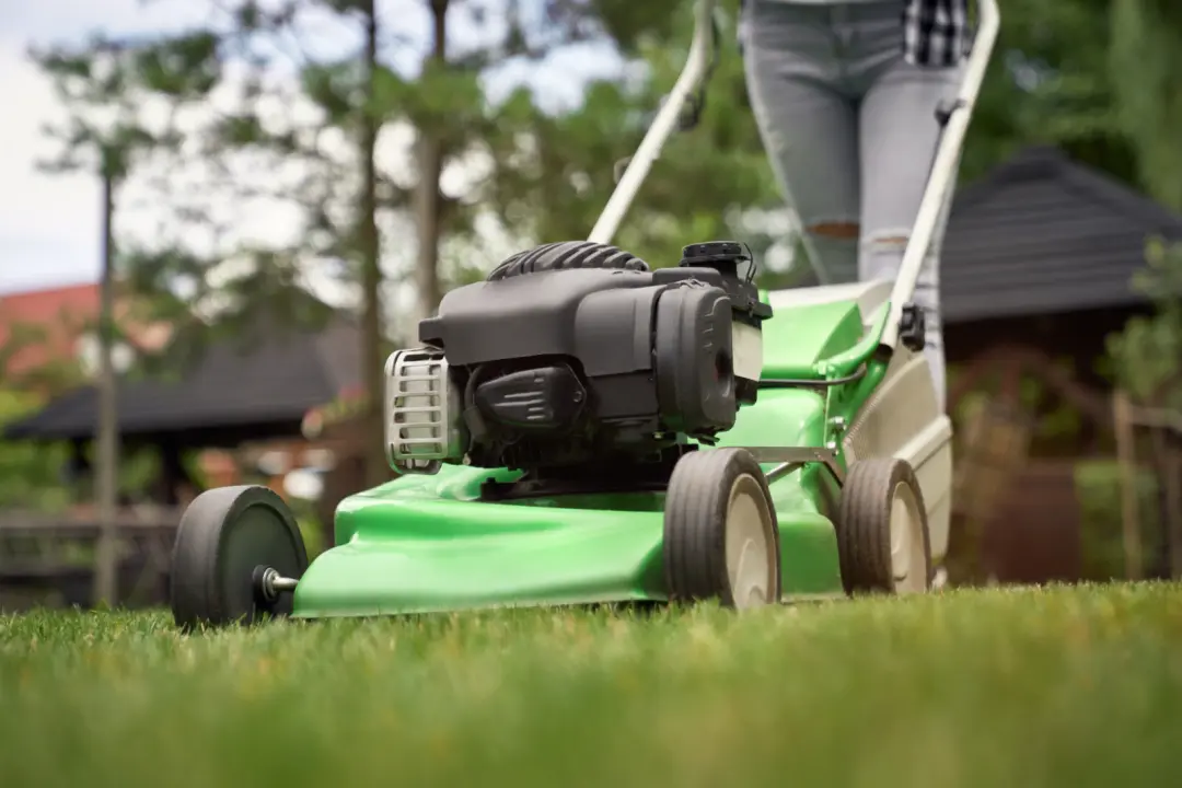 How to Keep Your Petrol Mower Running Perfectly
